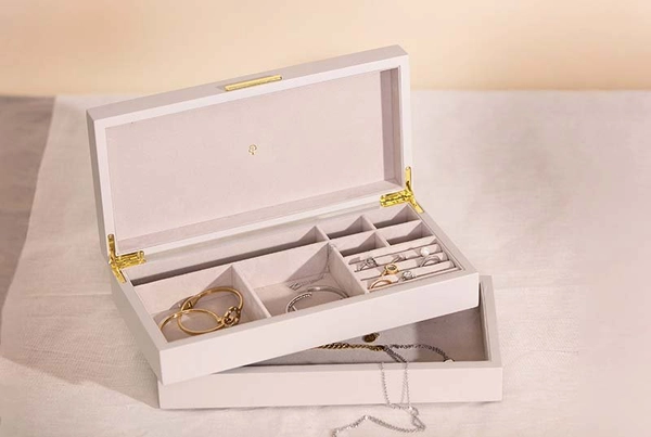 Jewellery Box Light Clay Gold - Edblad - Snabb frakt & paketinslagning - Nordicspectra.se