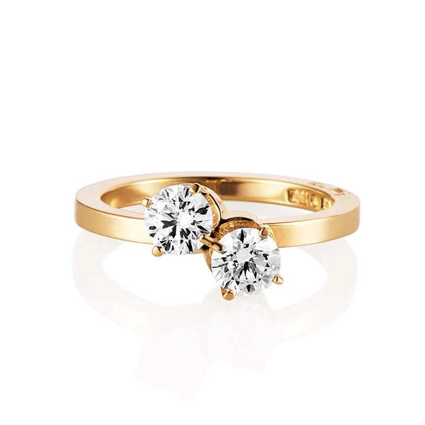 Twin Star Ring Gold - Efva Attling - Suuri valikoima & ilmainen lahjapaketointi - Nordicspectra.fi