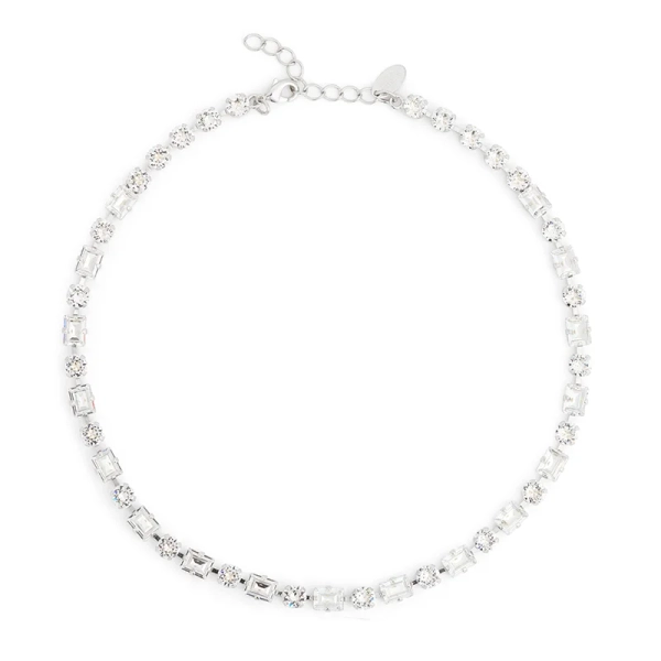 Diora Statement Necklace i rhodiumpläterad mässing med gnistrande Swarovski-kristaller