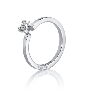 Solo Star Ring White Gold - Efva Attling - Vigsel- & Förlovningsringar