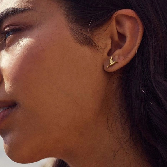 Hummingbird Studs Gold - Edblad - Snabb frakt & paketinslagning - Nordicspectra.se