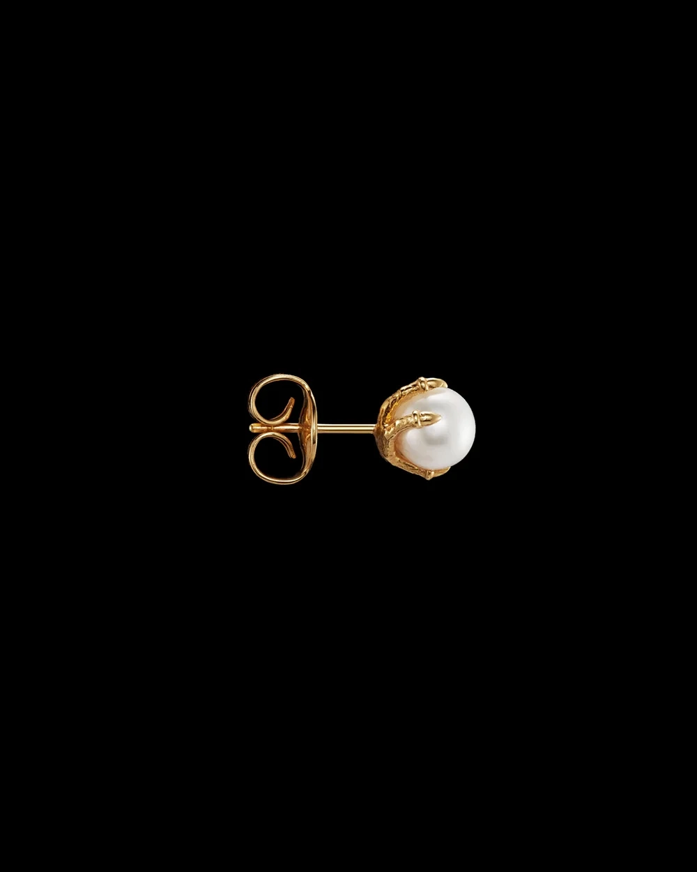 Tiny Claw Pearl Ear Stud Gold - Maria Nilsdotter - 1-2 dagars leverans - Nordic Spectra