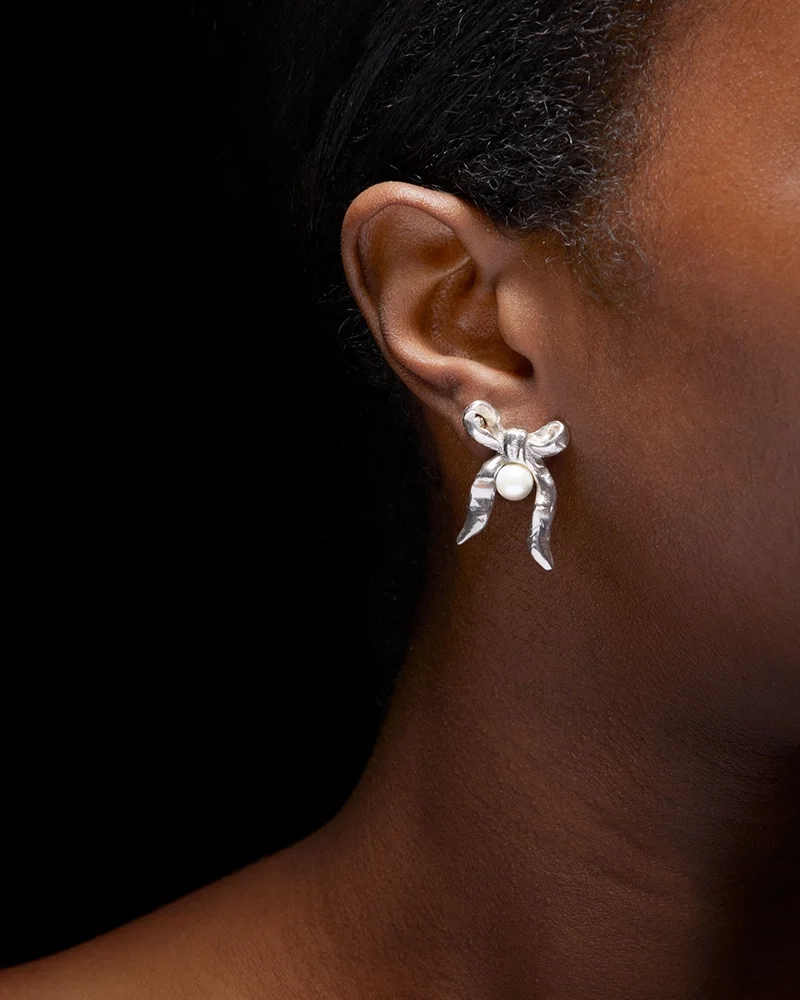 Bow Earring - Maria Nilsdotter - 1-2 dagars leverans - Nordic Spectra