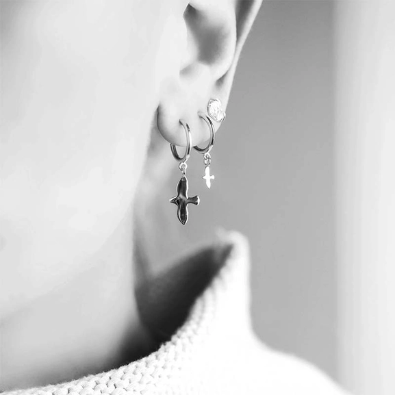 Mini Dove M Hoop Silver - Emma Israelsson - Snabb frakt & paketinslagning - Nordicspectra.se