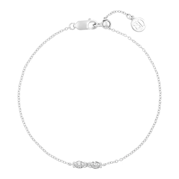 Ellera Ovale Armband i silver med gnistrande Cubic Zirconia-stenar från Sif Jakobs