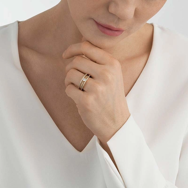 Halo Solitärring Guld med Pavéinfattade Diamanter - Georg Jensen ringar - Snabb frakt & paketinslagning - Nordicspectra.se