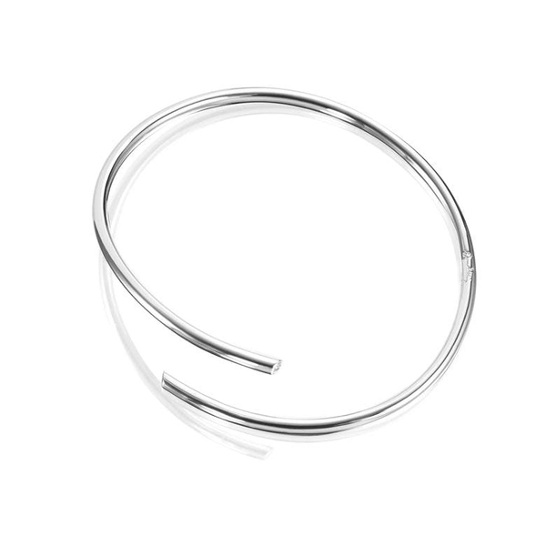 Hug Cuff - Efva Attling armband - Snabb frakt & paketinslagning - Nordicspectra.se