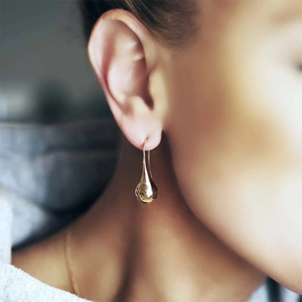 Drop Globe Earrings Gold von Emma Israelsson, Schneller Versand - Nordicspectra.de