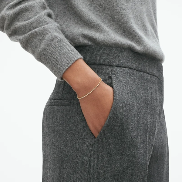 AW25_ECOM_ON-MODEL_SIGNATURE_SLIM_TENNIS_BRACELET_20001505