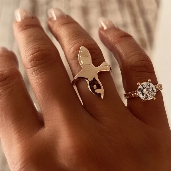Organic Dove Ring L Gold - Emma Israelsson - Snabb frakt & paketinslagning - Nordic Spectra