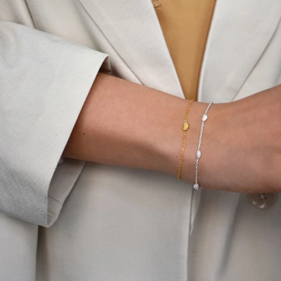 Love-bubble-bracelet-gold-01