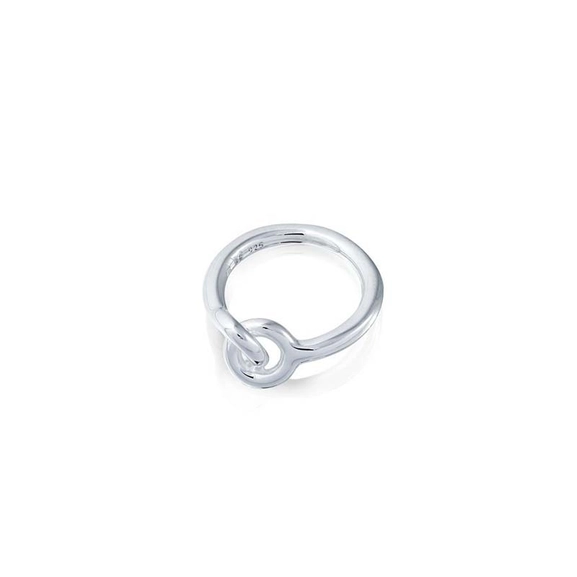 The Knot Ring - Carolina Gynning Ringar - Snabb frakt & paketinslagning - Nordicspectra.se