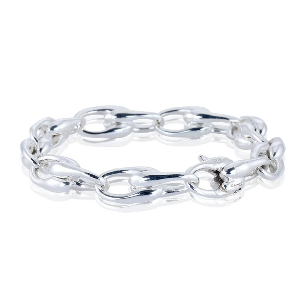 Elisabeth Armband i massivt silver från Carolina Gynning