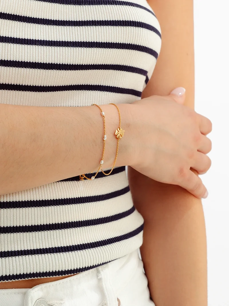 Treasure Multi Pearl Bracelet Gold - Syster P - Snabb leverans & Gratis paketinslagning - Nordic Spectra