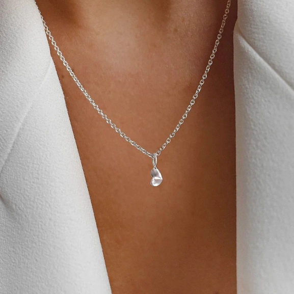 herzförmiger Anhänger für Halskette oder Armband