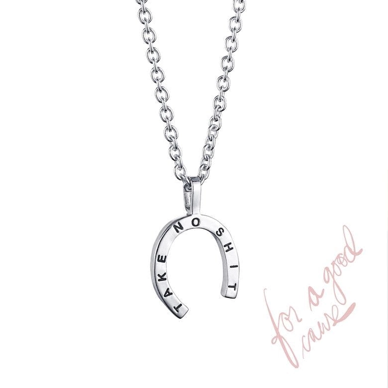 Take No Shit Large Pendant - Efva Attling halsband - Snabb frakt & paketinslagning - Nordicspectra.se