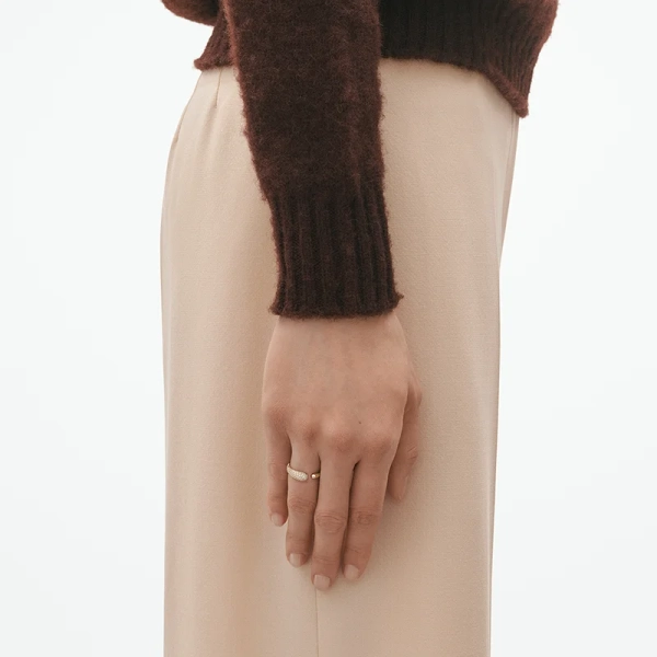 SS25_ECOM_ON-MODEL_MERCY_MINI_RING_20000021