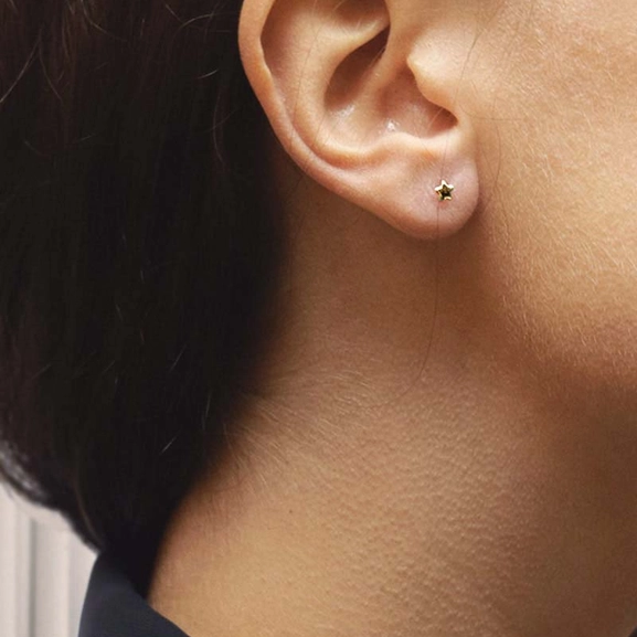 Stella Nova Drop Studs Gold - Drakenberg/Sjölin - Suuri valikoima & ilmainen lahjapaketointi - Nordicspectra.fi