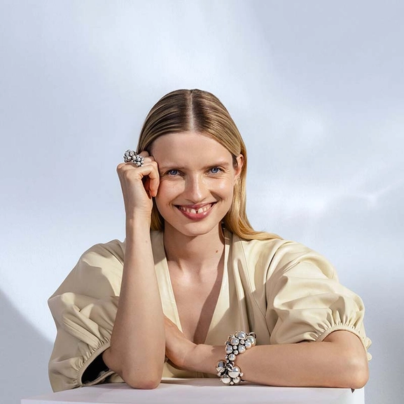 Moonlight Grapes Ring Medium - Georg Jensen ringar - Snabb frakt & paketinslagning - Nordicspectra.se
