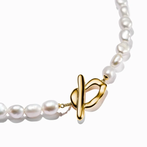 elegant och tidlöst smycke.