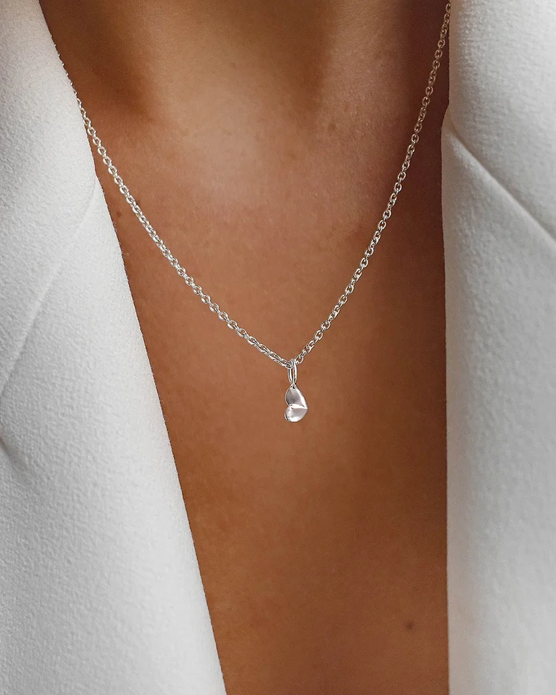 herzförmiger Anhänger für Halskette oder Armband