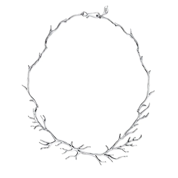 med organiskt formspråk inspirerat av trädets hjärta