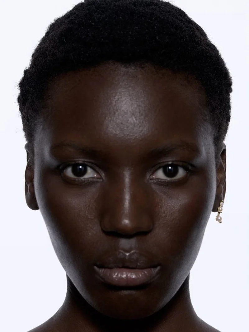 Shibuya San Studs Gold - Maria Black - Snabb frakt & paketinslagning - Nordic Spectra