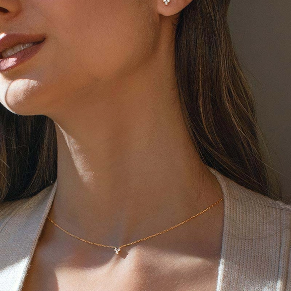 Petite Star Necklace Gold Diamonds - Drakenberg Sjölin Halsband - Snabb frakt & paketinslagning - Nordicspectra.se