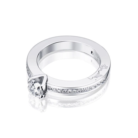 Heart To Heart Ring 0.50 ct White Gold - Efva Attling ringar - Snabb frakt & paketinslagning - Nordicspectra.se