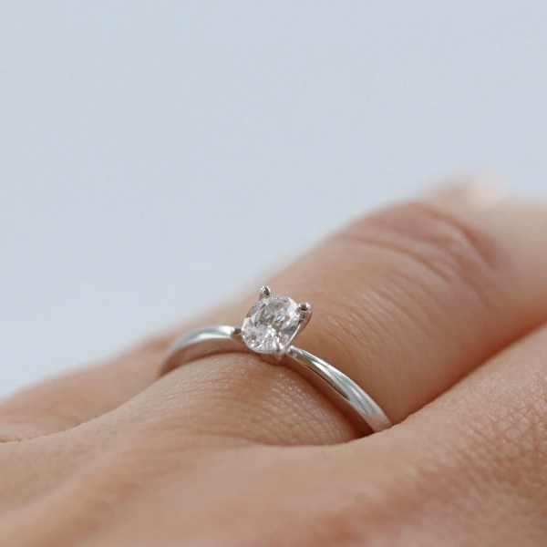 North042 Platina - Vigsel- & förlovningsringar - Schalins - Fri storleksändring* - Nordic Spectra