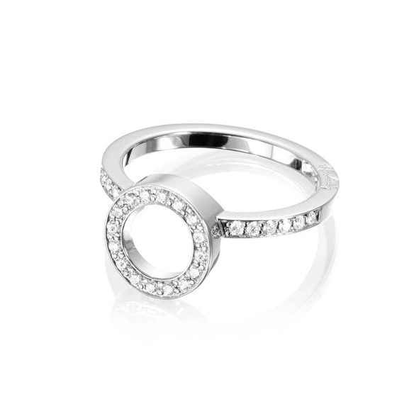 Circle Of Love Ring I White Gold - Efva Attling ringar - Snabb frakt & paketinslagning - Nordicspectra.se