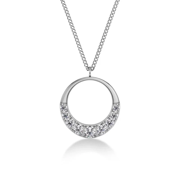 Långt halsband i polerat stål med gnistrande cubic zirconia-hänge från Edblads Monarch-kollektion