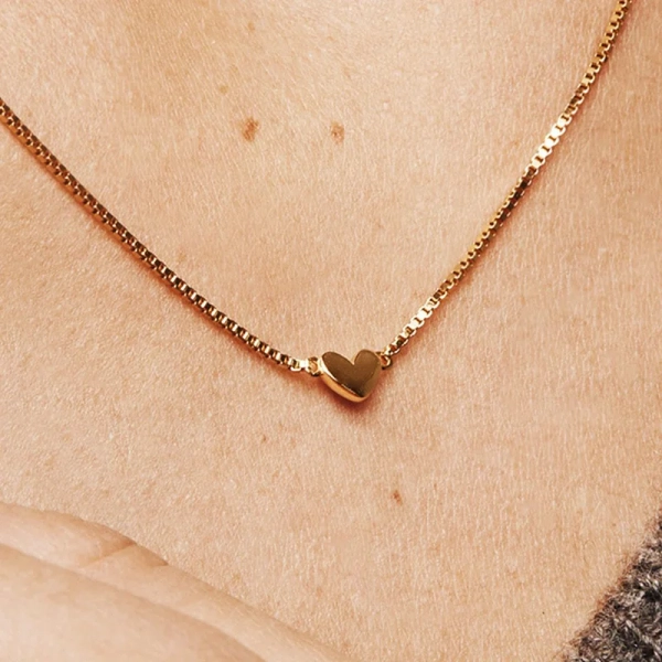 Admire Halsband Guld - Sparv - Populära smycken för alla tillfällen