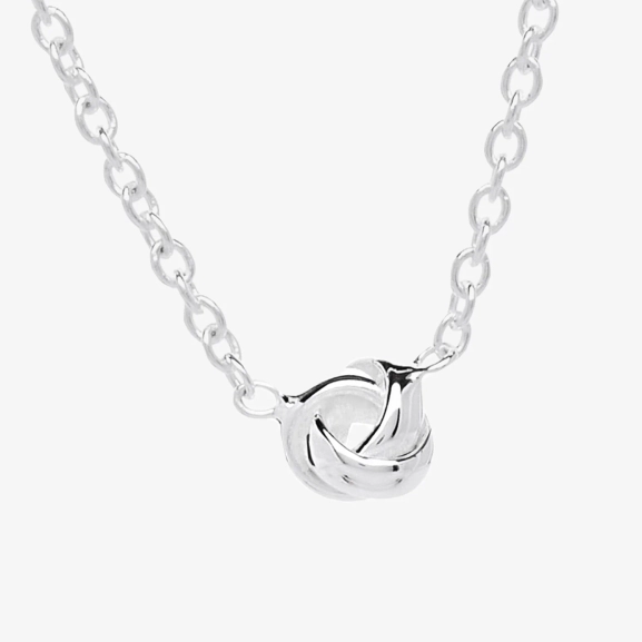 Le Knot Flat Drop Necklace från Drakenberg Sjölin