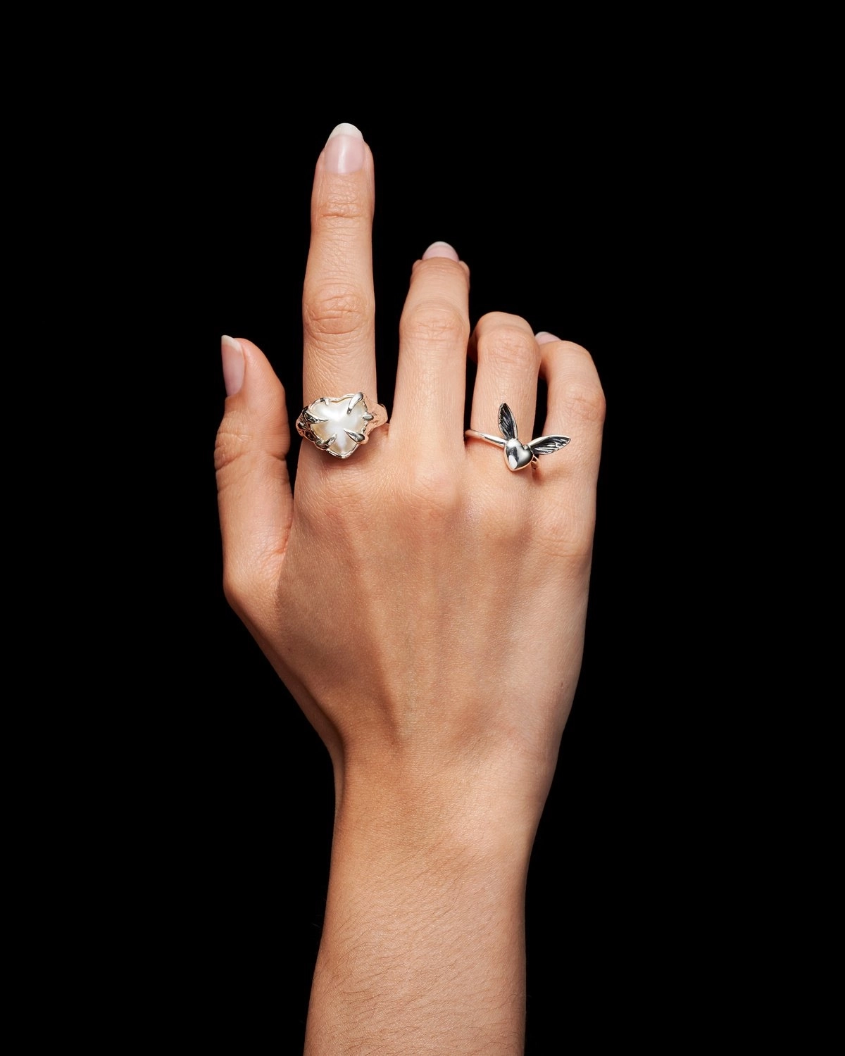 från Maria Nilsdotter. Elegant och tidlös design för alla tillfällen.