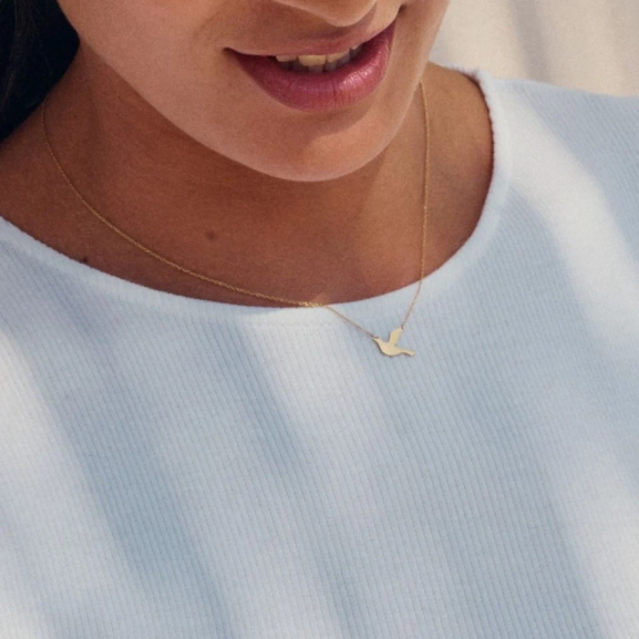 edblad-dove-necklace-gold-cu-123568-1