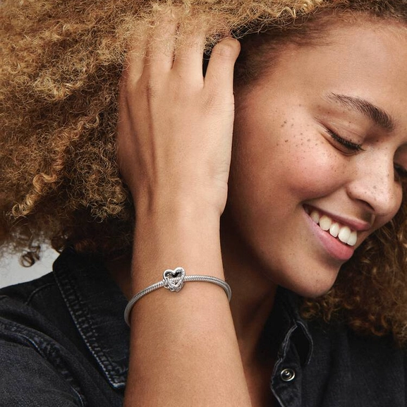 798825c00-pandora-berlocker-3