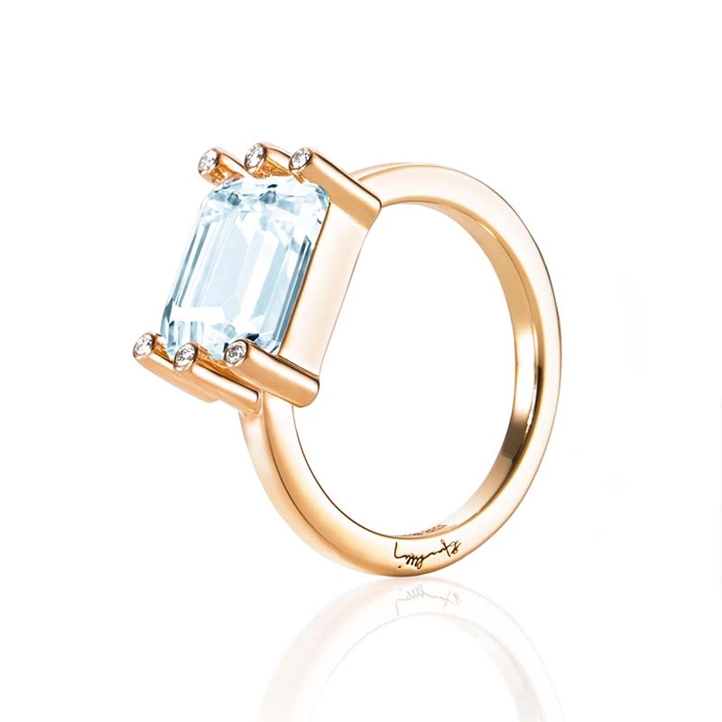Efva Attling - Beautiful Dreamer Ring - Topaz Gold