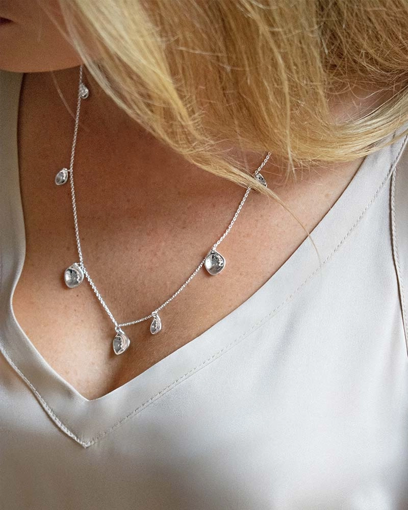 Violet Full Necklace - Drakenberg Sjölin Halsband - Snabb frakt & paketinslagning - Nordicspectra.se