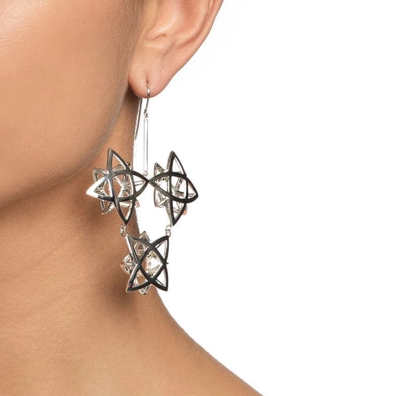 P+ Earrings - Large - Efva Attling örhängen - Snabb frakt & paketinslagning - Nordicspectra.se