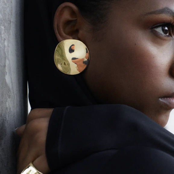 Flowy Studs Maxi Gold - Edblad - Snabba leveranser - Gratis paketinslagning