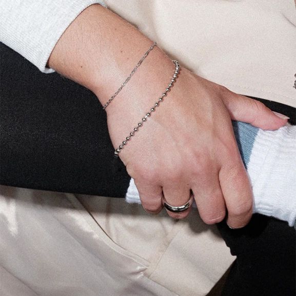 ANNIE Armband Guld - Astrid & Agnes - Nordic Spectra