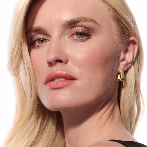 eleganta och smala med gnistrande Cubic Zirconia