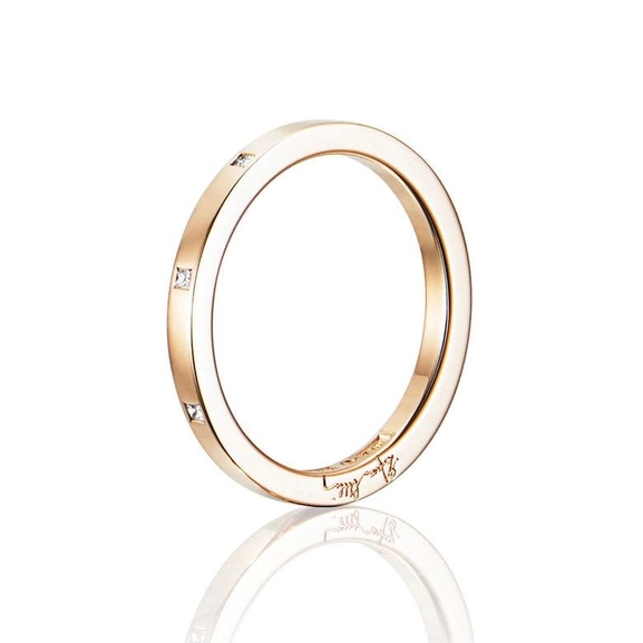 Thin & I Love You On Top Ring Gold - Efva Attling ringar - Snabb frakt & paketinslagning - Nordicspectra.se