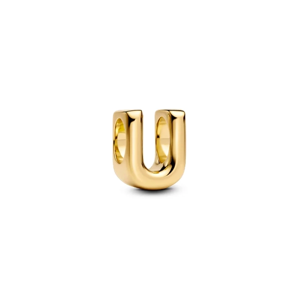 Bokstaven U Berlock Guld från Pandora. Skapa en personlig stil med denna vackra berlock i guldpläterad metall. En elegant och sofistikerad design för att uttrycka din unika personlighet.