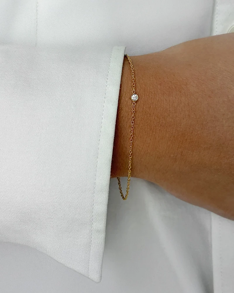 elegantti ja ajaton koru.