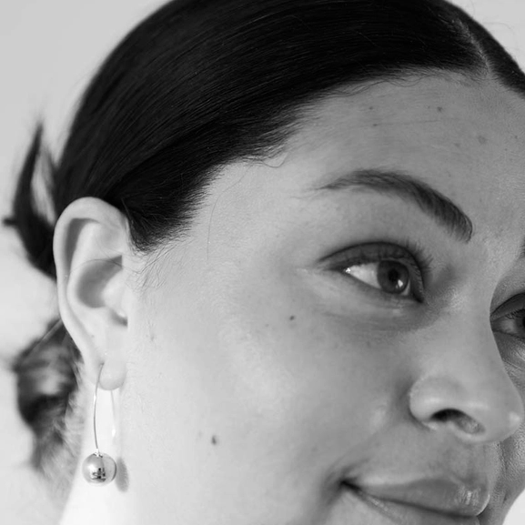 Globe Long Ear Silver -CU Jewellery - Snabb frakt & paketinslagning - Nordicspectra.se