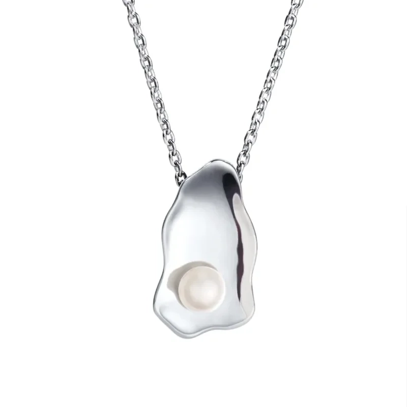 Efva Attling - Oyster Necklace