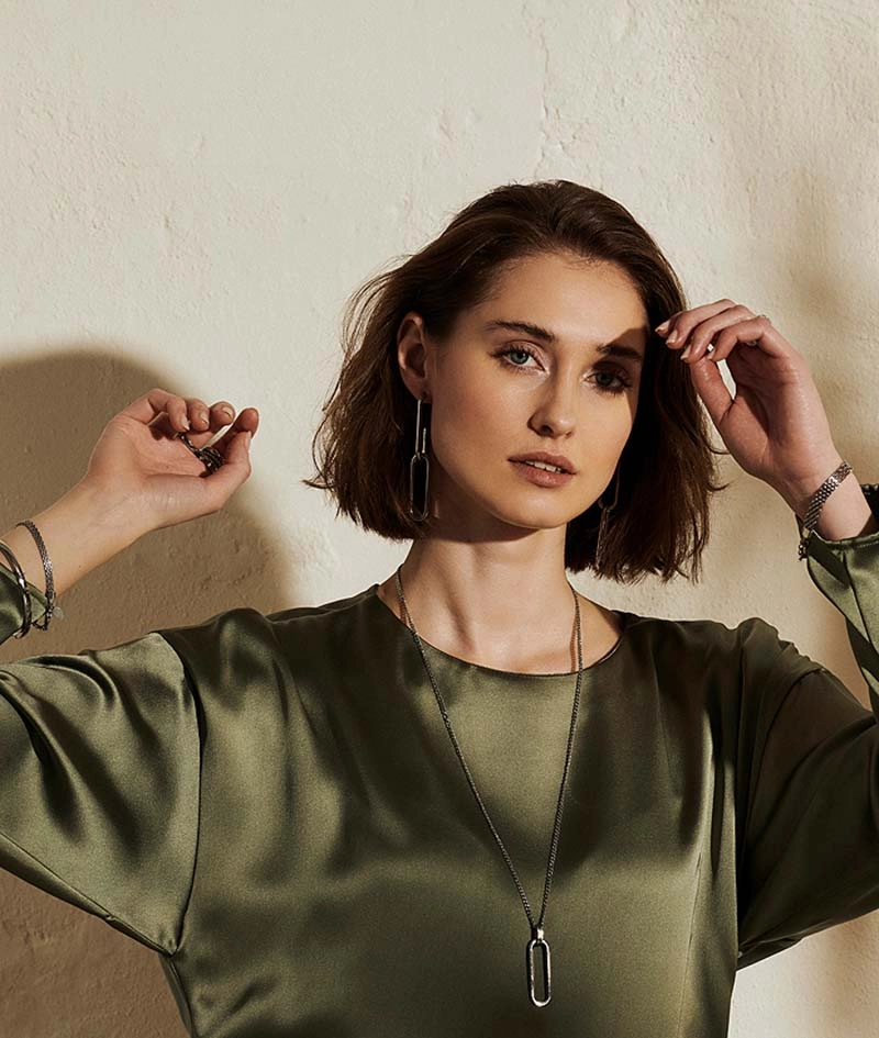 CHLOE Wide Armband Stål - Astrid & Agnes - Snabb frakt & paketinslagning - Nordicspectra.se