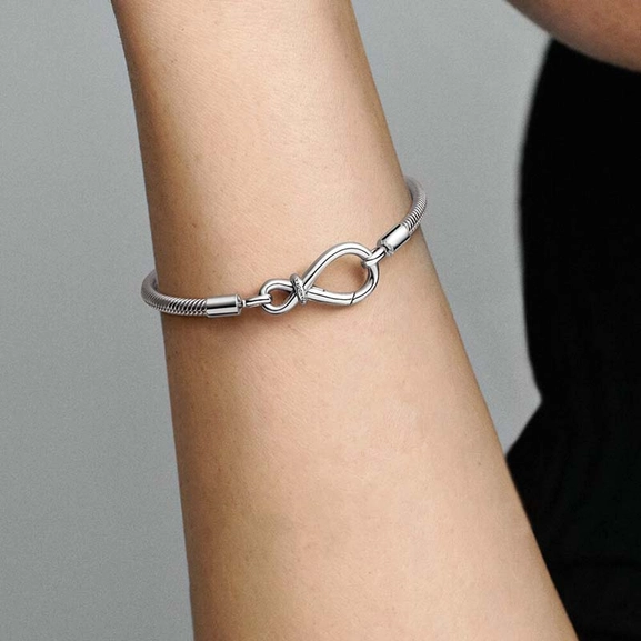 Pandora Moments Unendlichkeitsknoten Schlangen-Gliederarmband von PANDORA, Schneller Versand - Nordicspectra.de